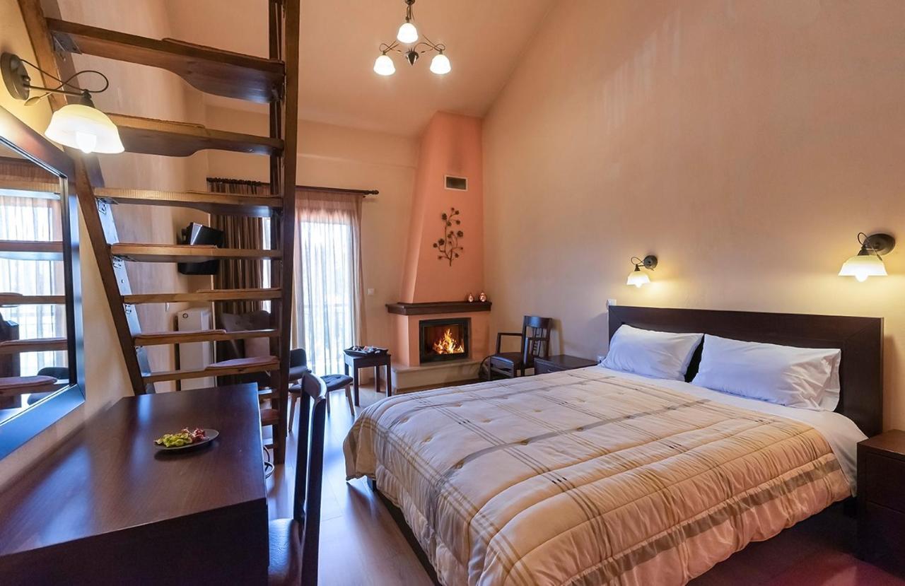 Dryades Hotel